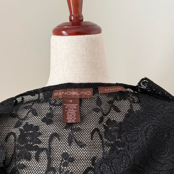 Bandolino Sheer Lace Top Size Small - Picture 4 of 4